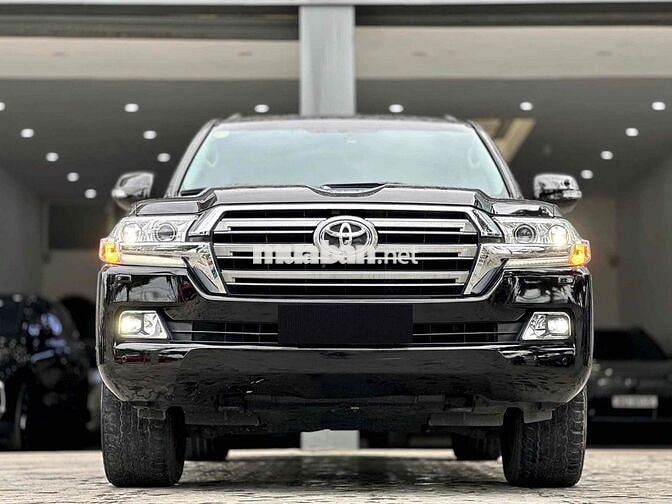 Toyota Land Cruiser VX 2016 4.6 V8 Đen 1Chủ
