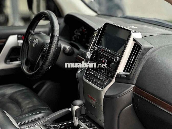 Toyota Land Cruiser VX 2016 4.6 V8 Đen 1Chủ