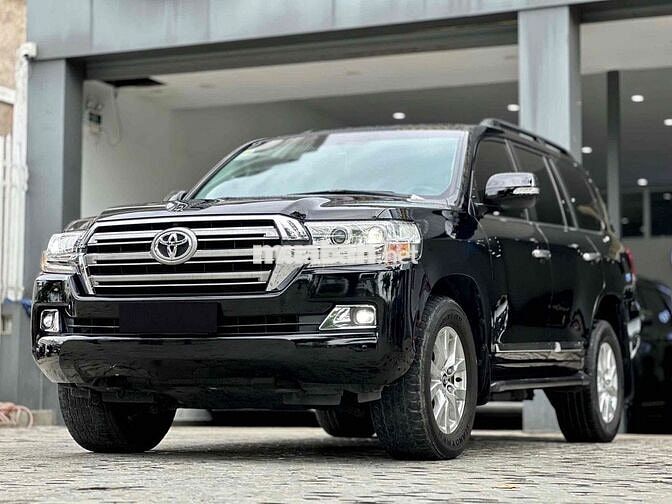 Toyota Land Cruiser VX 2016 4.6 V8 Đen 1Chủ