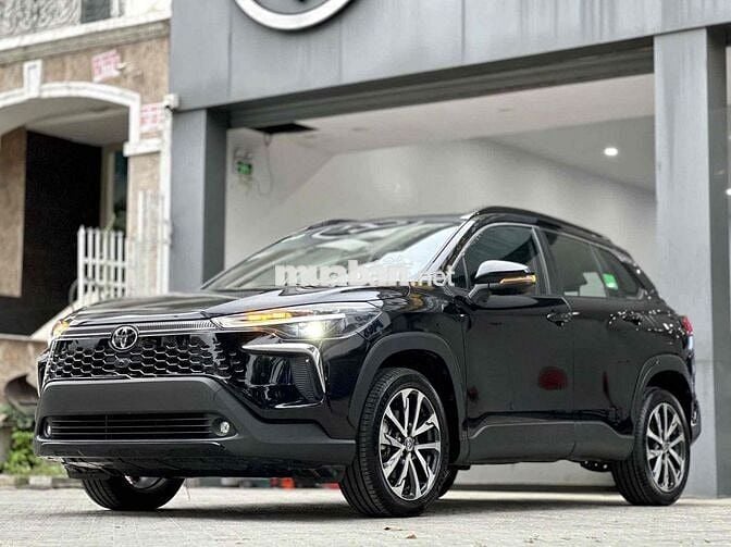 Siêu lướt Toyota Corolla Cross 1.8V 2025 Đen 8.000
