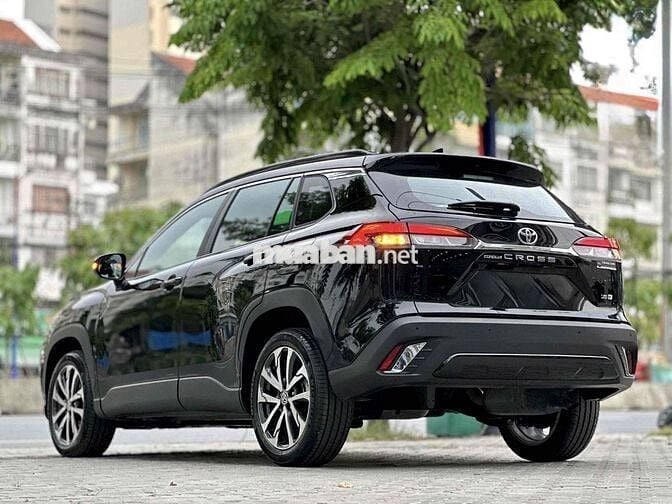 Siêu lướt Toyota Corolla Cross 1.8V 2025 Đen 8.000