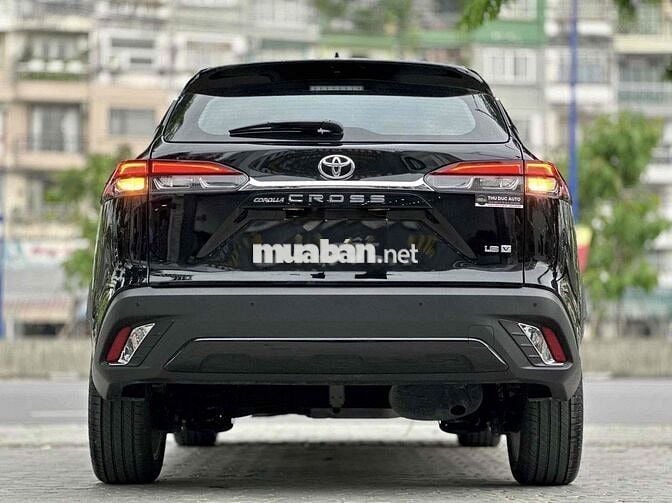 Siêu lướt Toyota Corolla Cross 1.8V 2025 Đen 8.000