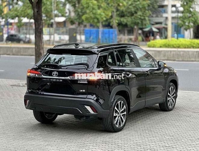 Siêu lướt Toyota Corolla Cross 1.8V 2025 Đen 8.000