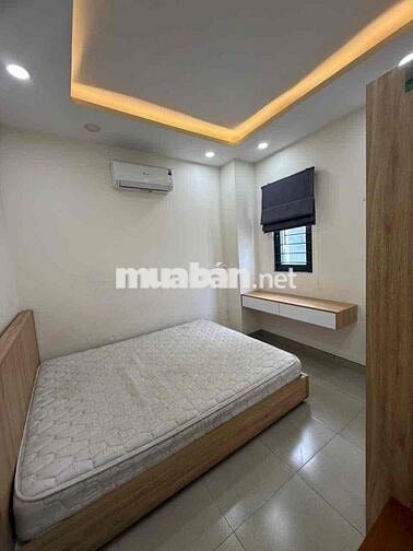 Cho thuê nhà góc 2MT HXH Hoàng Hoa Thám P6 Q Bình Thạnh.