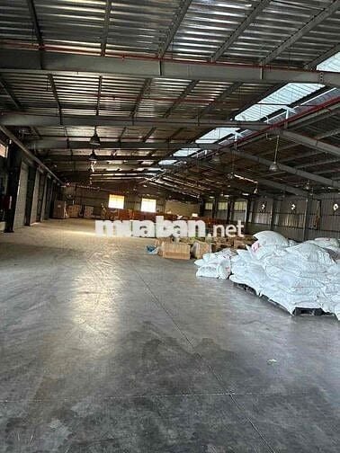 Ch thuê kho 2000m2 ngay MT QL1A xe cont ra vào tận nơi P Linh Xuân