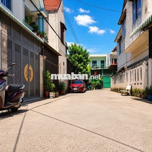 Nhà hẻm oto, pháp lý rõ, sang tên nhanh cho khách mua ở thật