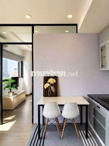 Cho thuê căn hộ 45m2 cửa sổ lớn view đẹp gần kênh Nhiêu Lộc tại quận 3