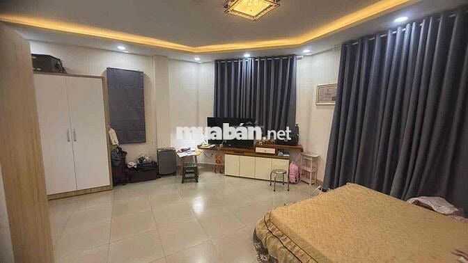 Cho thuê nhà góc 2MT HXH Hoàng Hoa Thám P6 Q Bình Thạnh.