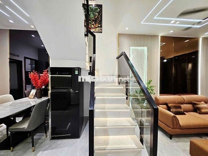 nhà đẹp - phan huy ích Gò Vấp DT 35 M 2 tầng 3phong ngủ 3WC  nhà mặt h