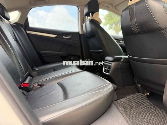 Honda Civic 2019 Số tự động Trắng 100000 km