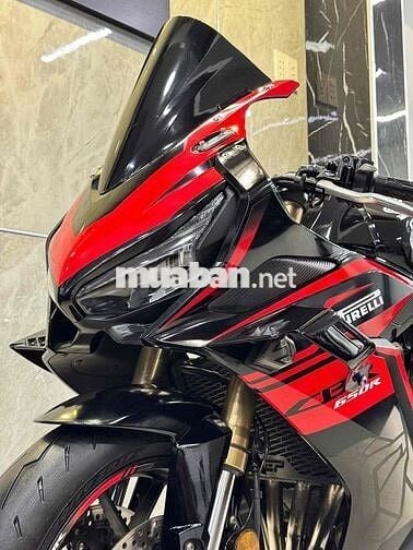 Honda CBR650R Đen, Đỏ 4 xy-lanh