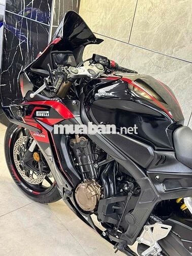 Honda CBR650R Đen, Đỏ 4 xy-lanh
