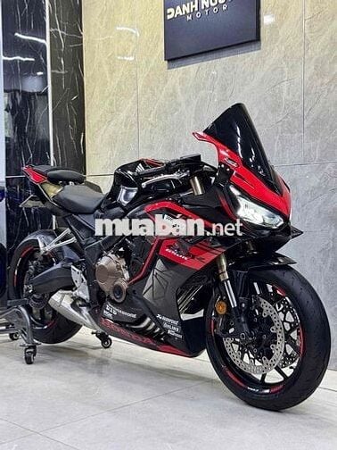 Honda CBR650R Đen, Đỏ 4 xy-lanh
