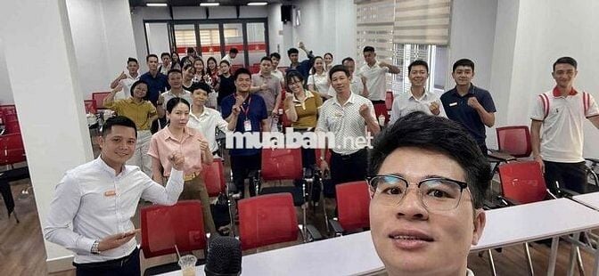 Chuyên viên môi giới BĐS