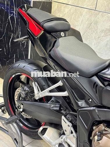 Honda CBR650R Đen, Đỏ 4 xy-lanh