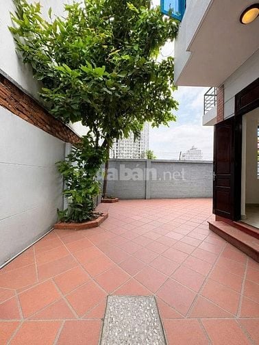 3 Tầng sân vườn 100m2 ngang 6.8m HXH Trương Công Định P14 Tân Bình