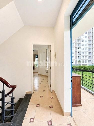 3 Tầng sân vườn 100m2 ngang 6.8m HXH Trương Công Định P14 Tân Bình