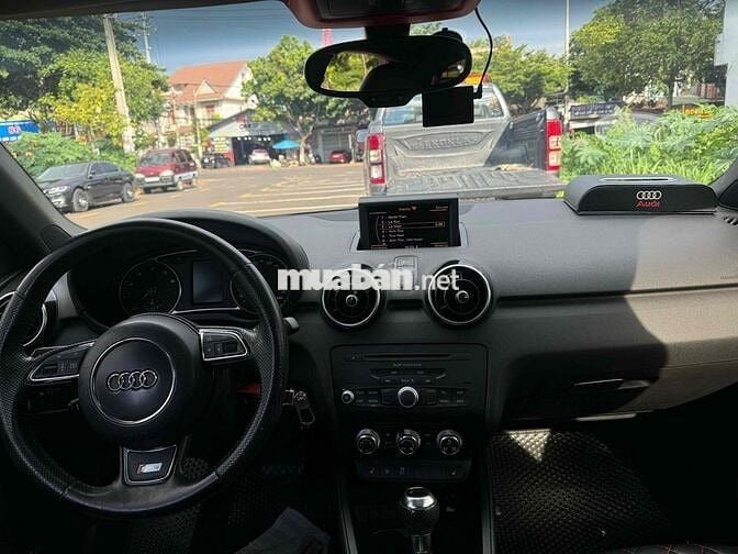 Audi A1 SPORTBACK - S-Line 2012 Đỏ Đen