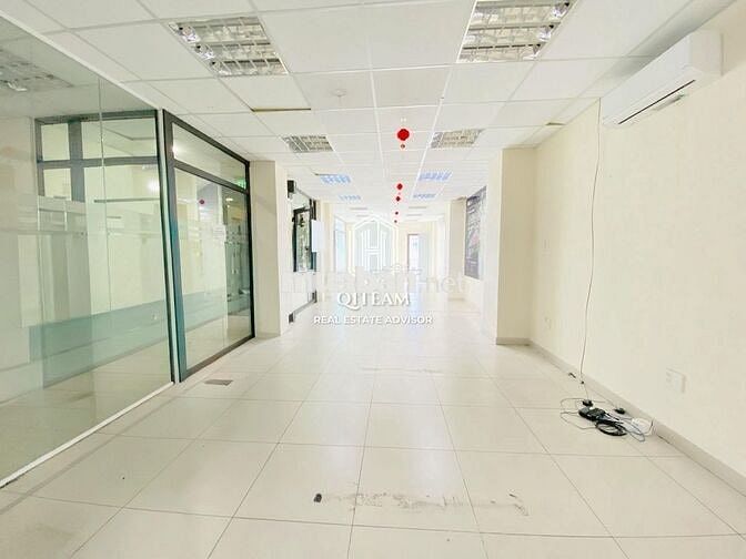 TÒA NHÀ VĂN PHÒNG GIÁP QUẬN 1 - 8X20 - HẦM 6 TẦNG - 130 TRIỆU
