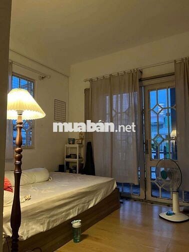 Studio ban công tách bếp ngay chợ CÂY QUÉO