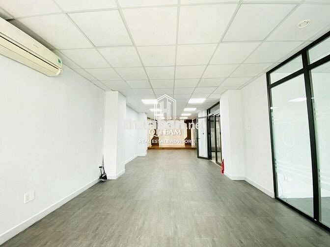 TÒA NHÀ VĂN PHÒNG GIÁP QUẬN 1 - 8X20 - HẦM 6 TẦNG - 130 TRIỆU