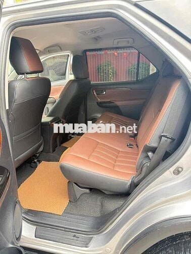 Toyota Fortuner 2017 Số sàn Bạc 220000 km