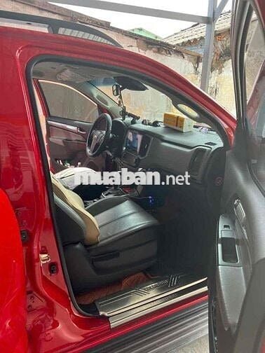 Chevrolet Colorado 2017 2.8 AT bản full Đỏ