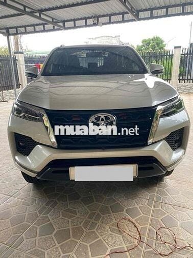 Toyota Fortuner 2020 Tự động Dầu 115.000 km Trắng