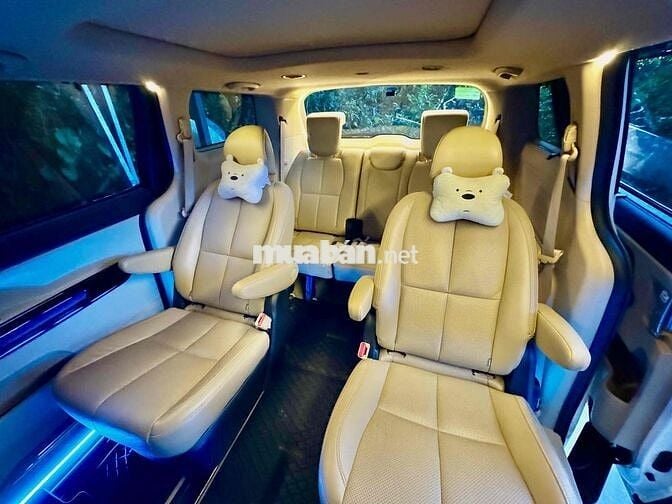 Kia Sedona Platinum 2018 Trắng