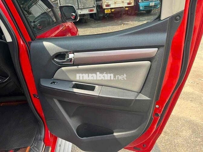 Chevrolet Colorado 2017 2.8 AT bản full Đỏ