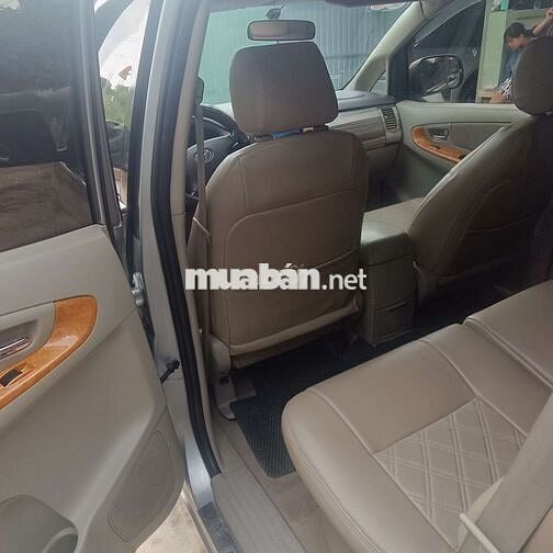 Toyota Innova G 2011 Số sàn Bạc
