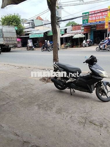 Honda Air Blade Đen Thể Thao Xăng