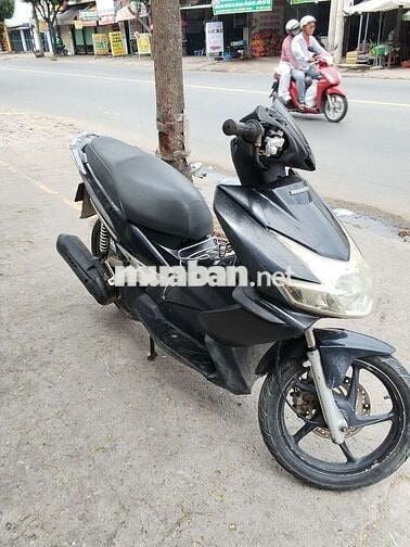 Honda Air Blade Đen Thể Thao Xăng