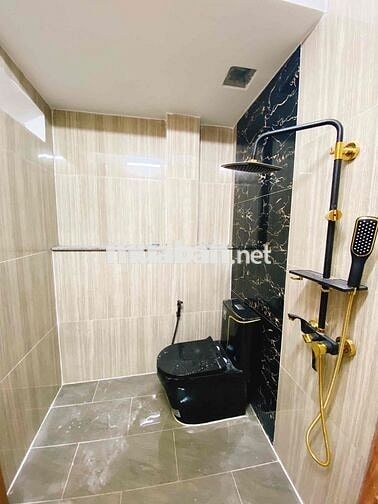 Bán nhà đường Lê Hoàn. khóm .Bình khánh. Bình Đức Angiang