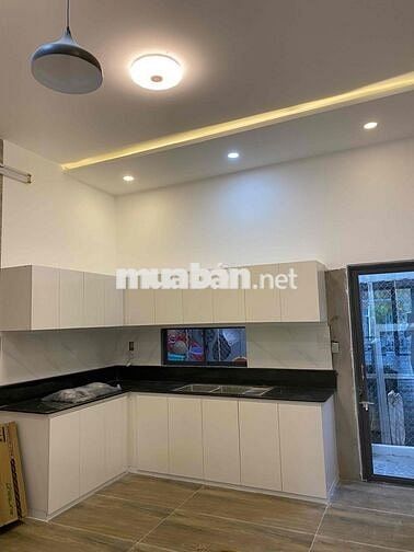 Bán nhà đường Lê Hoàn. khóm .Bình khánh. Bình Đức Angiang