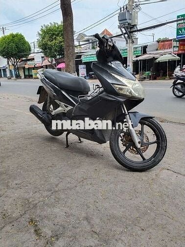 Honda Air Blade Đen Thể Thao Xăng