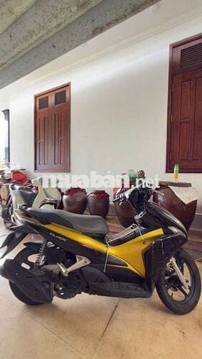không có nhu cầu cần bán 2 xe