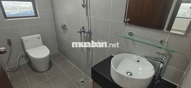 Cho thuê căn hộ 5.5tr gần trường kinh tế luật