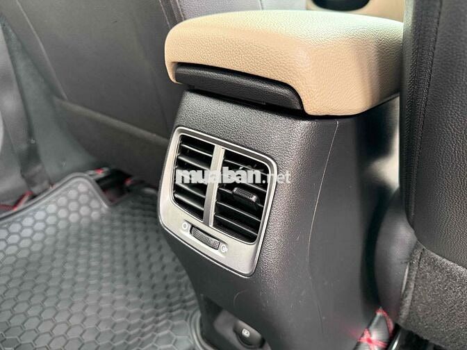 Hyundai Accent 2021 ATH Đỏ 60.000 km