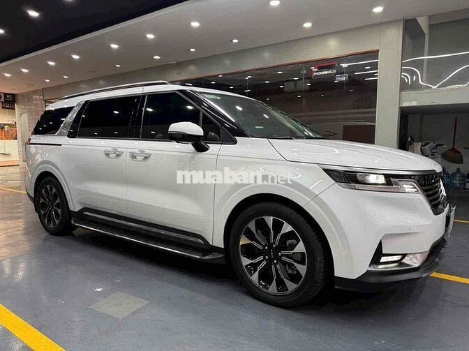 KIA Carnival Signature Dầu 2022 giảm xả