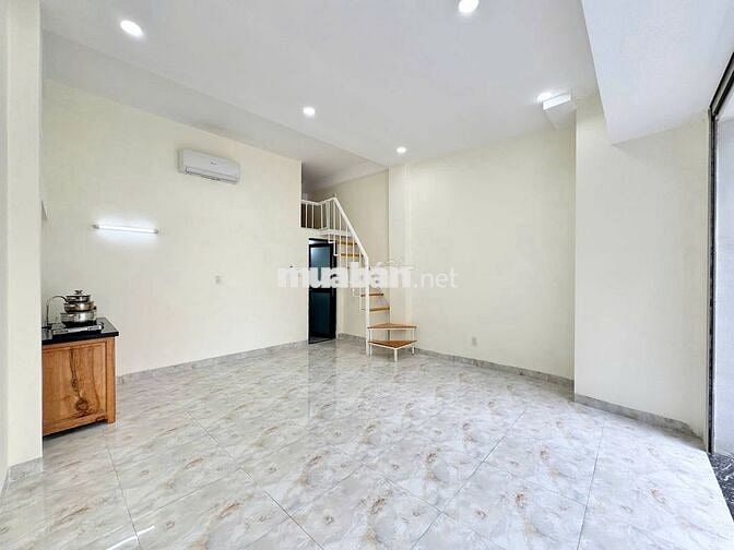Mặt bằng kinh doanh đường Trường Chinh gần chợ Hoàng Hoa Thám