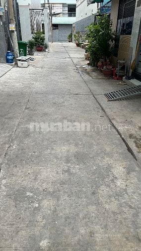 Bán nhà Miếu Gò Xoài BTân, 36m2, 2 tầng, hẻm xe hơi đỗ cửa, chỉ 2 x tý