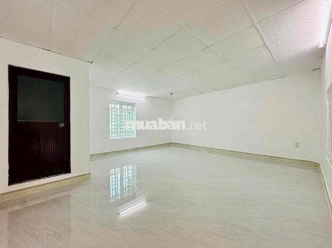 Nhà Phú Hoà trệt lửng đường 4m 5x18 full thổ cư gần trường cấp 1.2.3