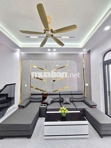 ​🔥 HÀNG HIẾM BIÊN HÒA - NHÀ LẦU SỔ RIÊNG - CHỈ HƠN 2 TỶ 🔥
