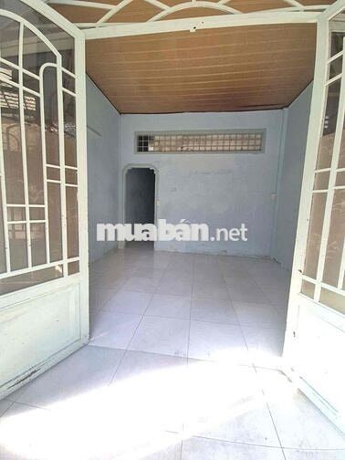 NHÀ HẺM XE HƠI TÔ HIỆU : 4X13.3M Hướng Tây Nam Đc: 50/19a Tô Hiệu