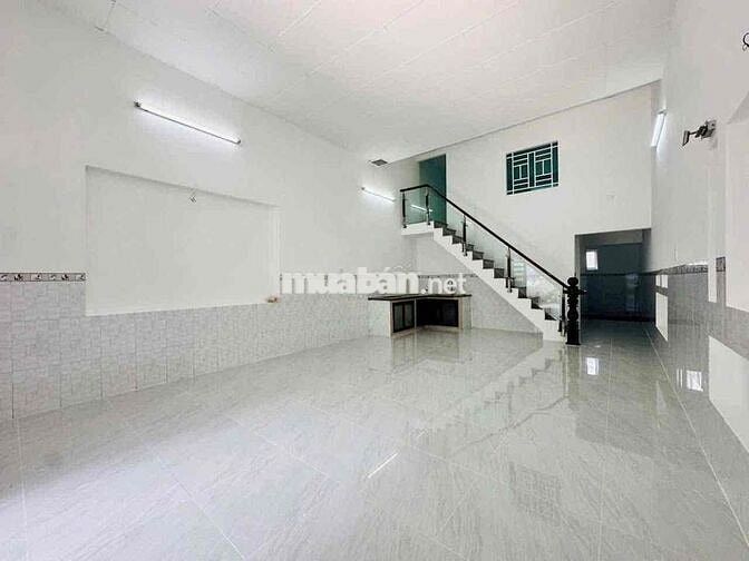 Nhà Phú Hoà trệt lửng đường 4m 5x18 full thổ cư gần trường cấp 1.2.3