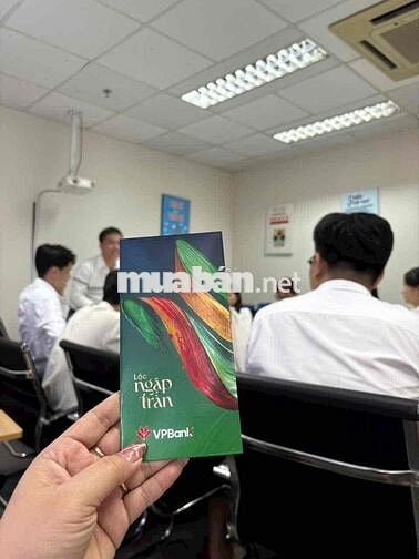 Tuyển Dụng Nhân Viên Chăm Sóc Khách Hàng VPBANK