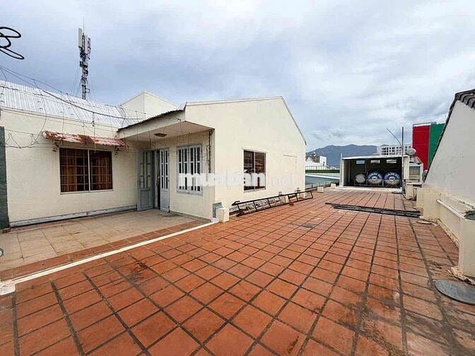 Cho Thuê Nhà Mặt Tiền Lê Hồng Phong Nha Trang Ngang 14m Diện tích 370m
