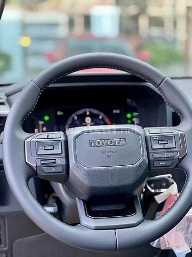 👑 TOYOTA HILUX 2026 – VUA BÁN TẢI TRỞ LẠI, CHINH PHỤC MỌI THỬ THÁCH! 