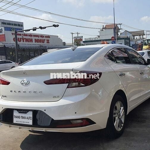Hyundai Elantra 1.6AT Trắng 2021 27.000km